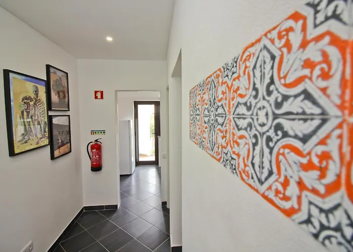 アパート Urban Art